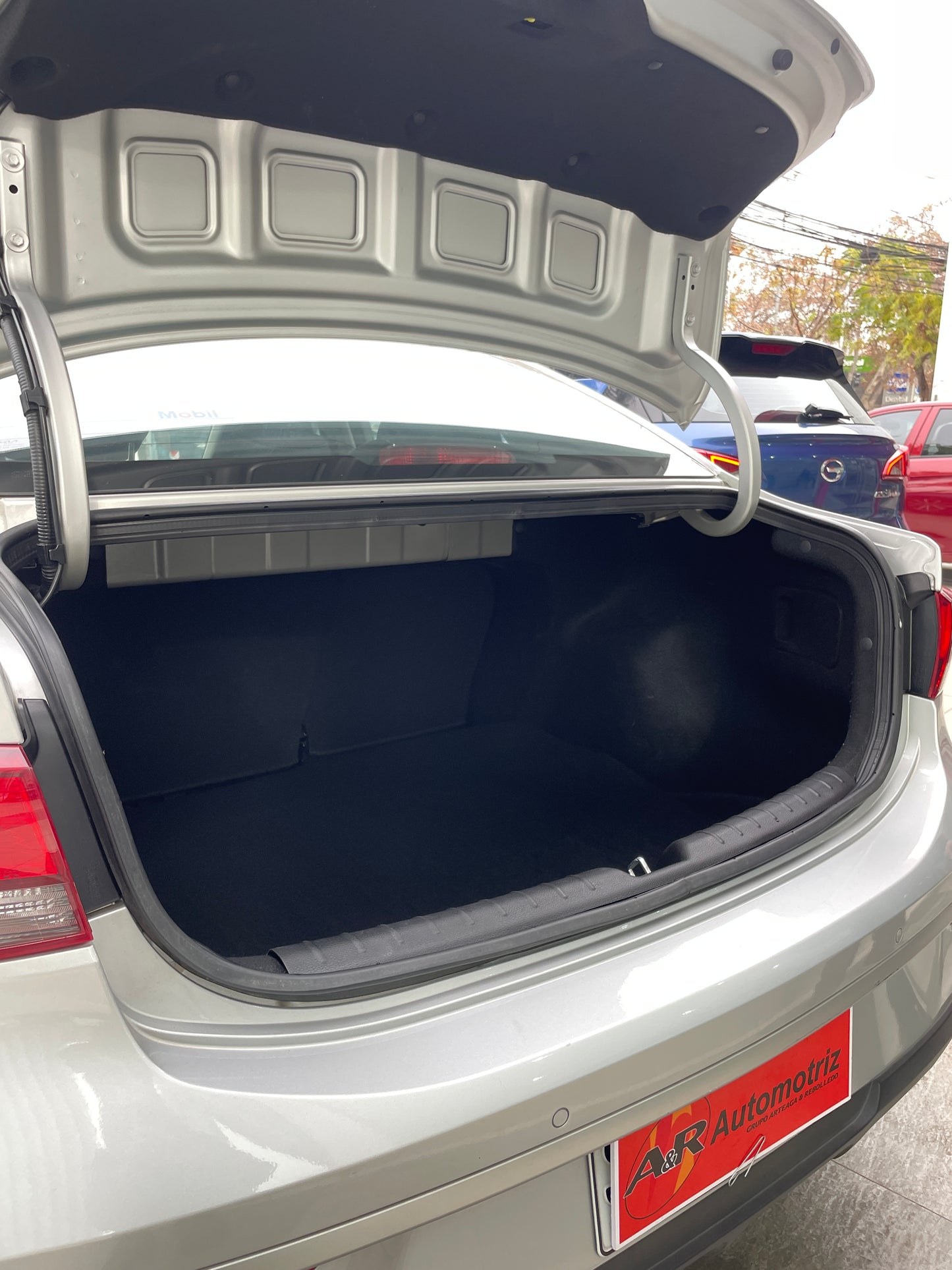 KIA RIO 4 6MT 1.4, 2024