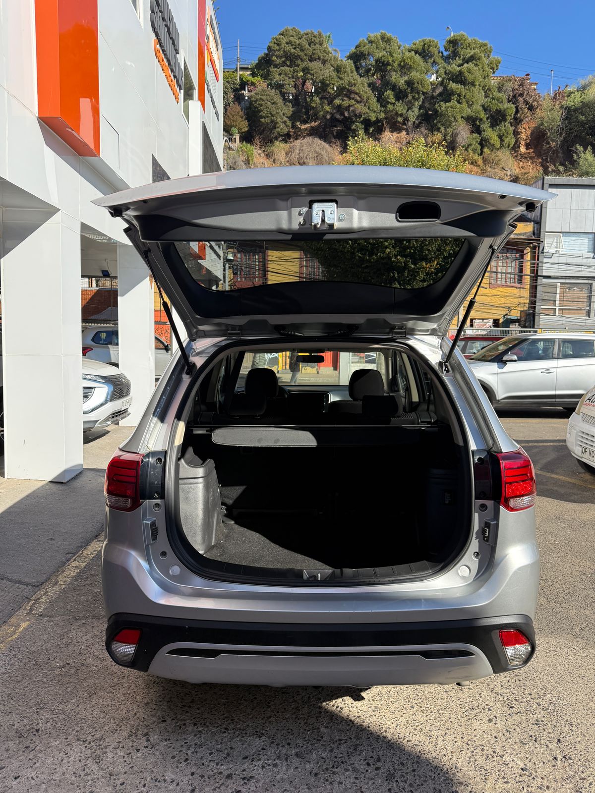 MITSUBISHI OUTLANDER 2.0, 2021