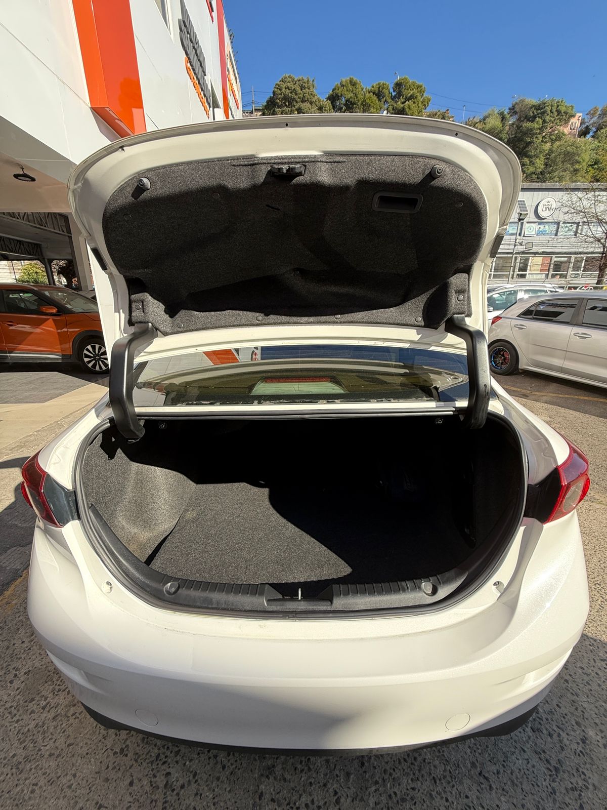 MAZDA NEW 3 1.6, 2019