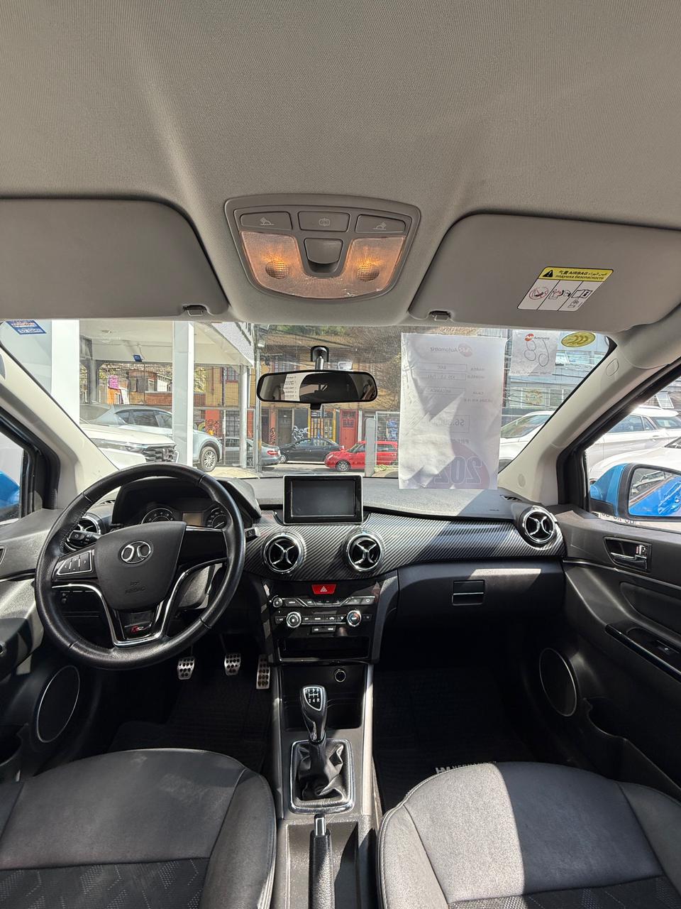BAIC X25 1.5, 2021