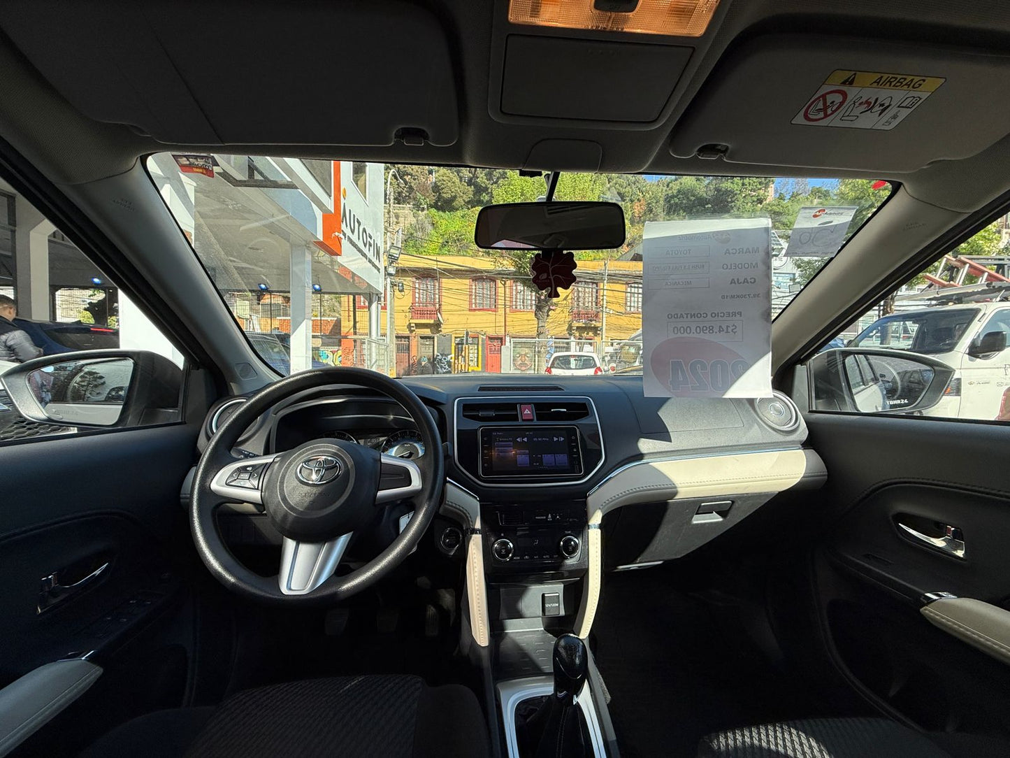 TOYOTA RUSH 1.5 MT 3 CORRIDAS, 2024
