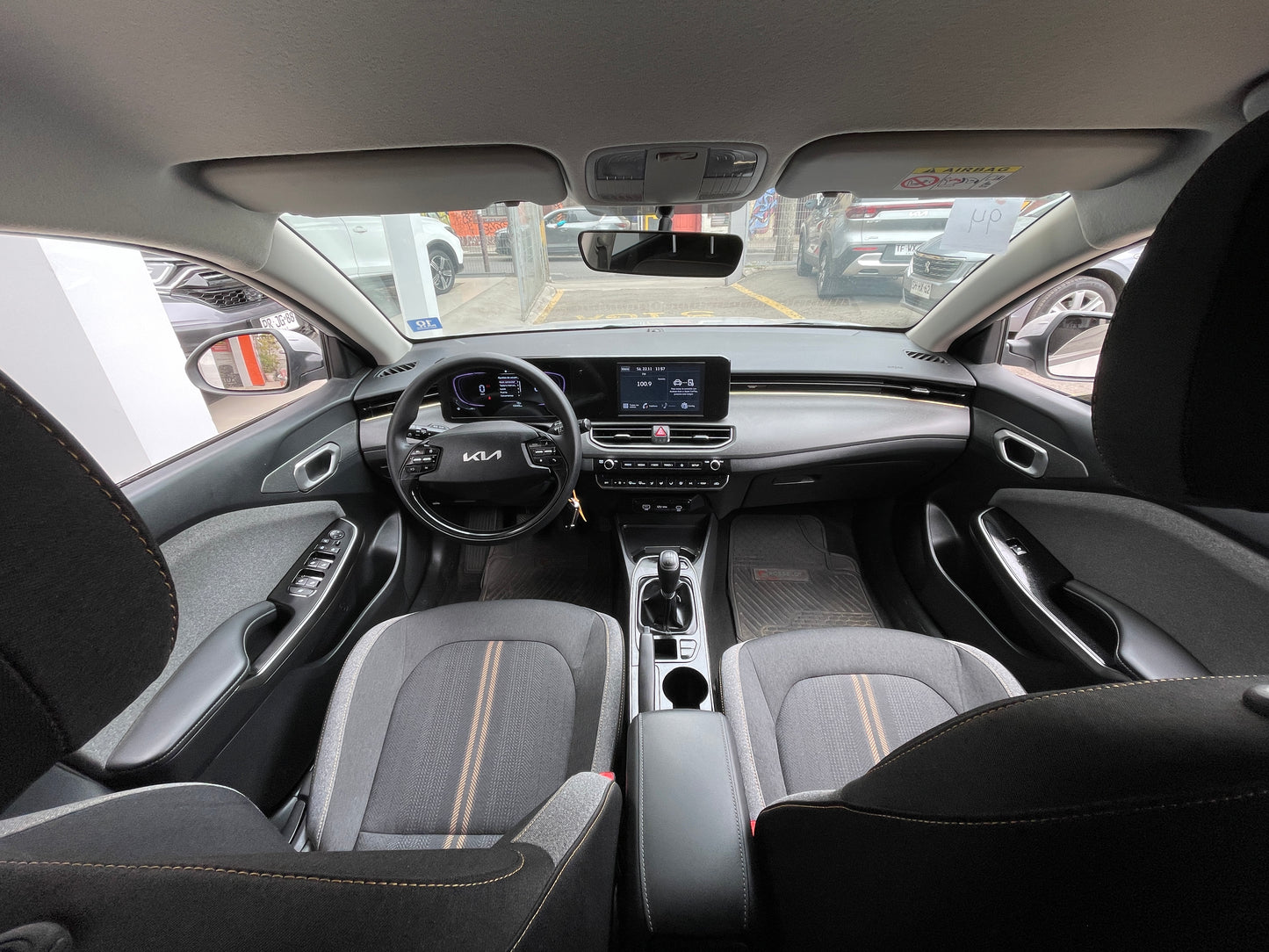 KIA K3 CROSS EX 1.4, 2025