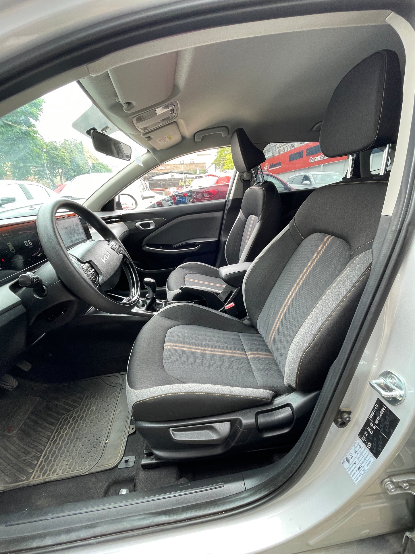 KIA K3 CROSS EX 1.4, 2025