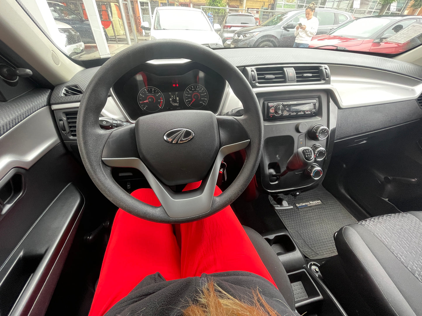 MAHINDRA KUV 100 HATCH BACK 1.2, 2021