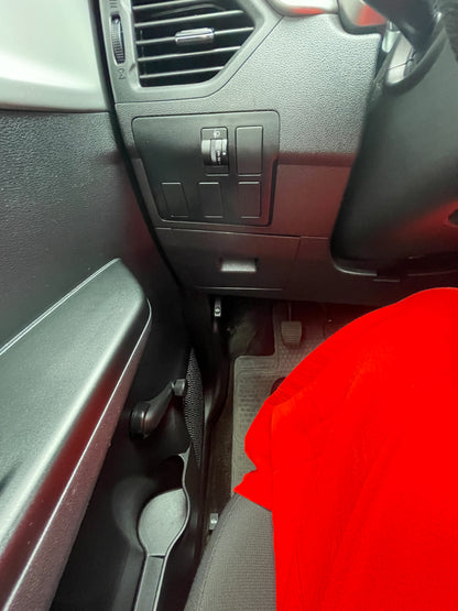 MAHINDRA KUV 100 HATCH BACK 1.2, 2021