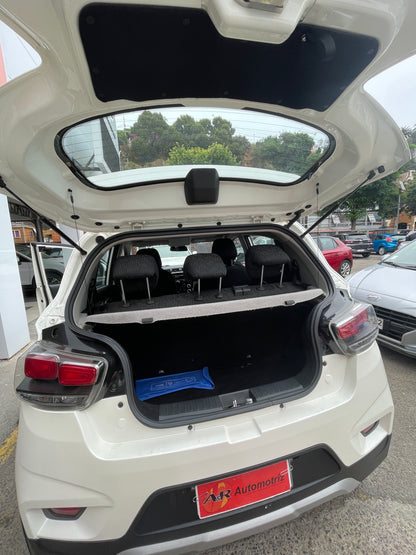 MAHINDRA KUV 100 HATCH BACK 1.2, 2021