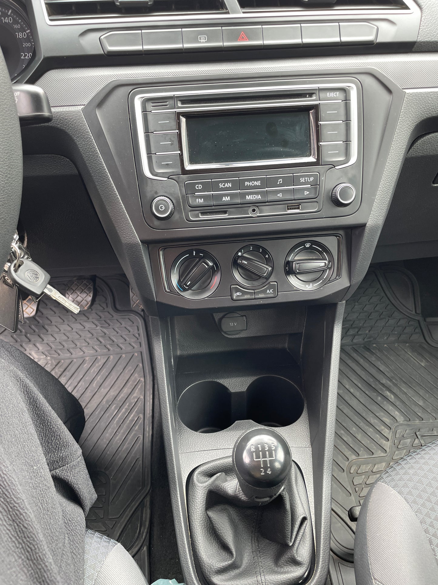 VOLKSWAGEN VOYAGE 1.6, 2022