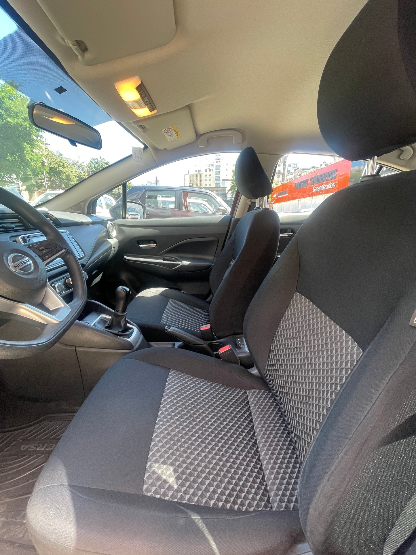 NISSAN VERSA MT 1.6, 2023