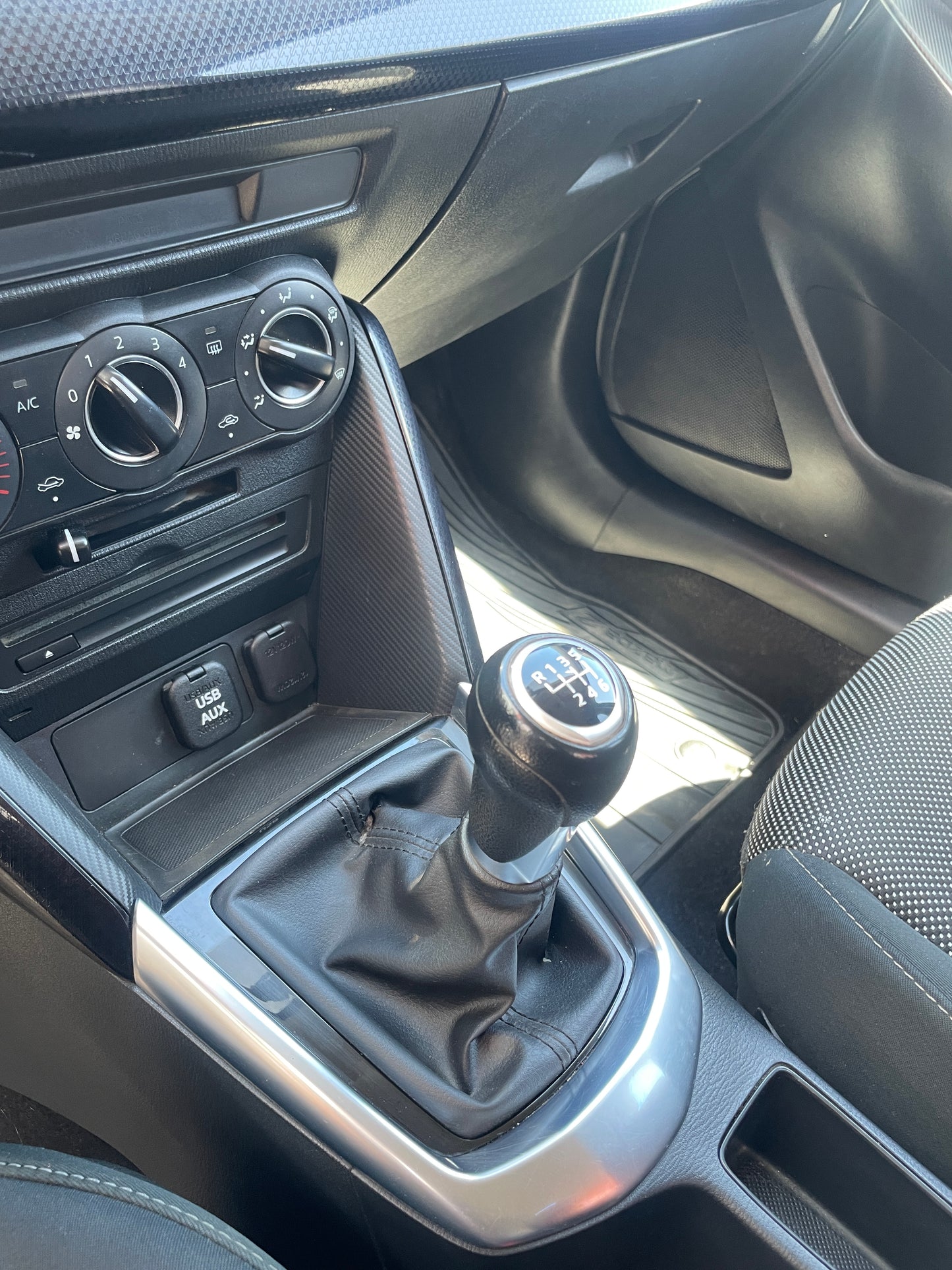 MAZDA NEW 2 1.5, 2019