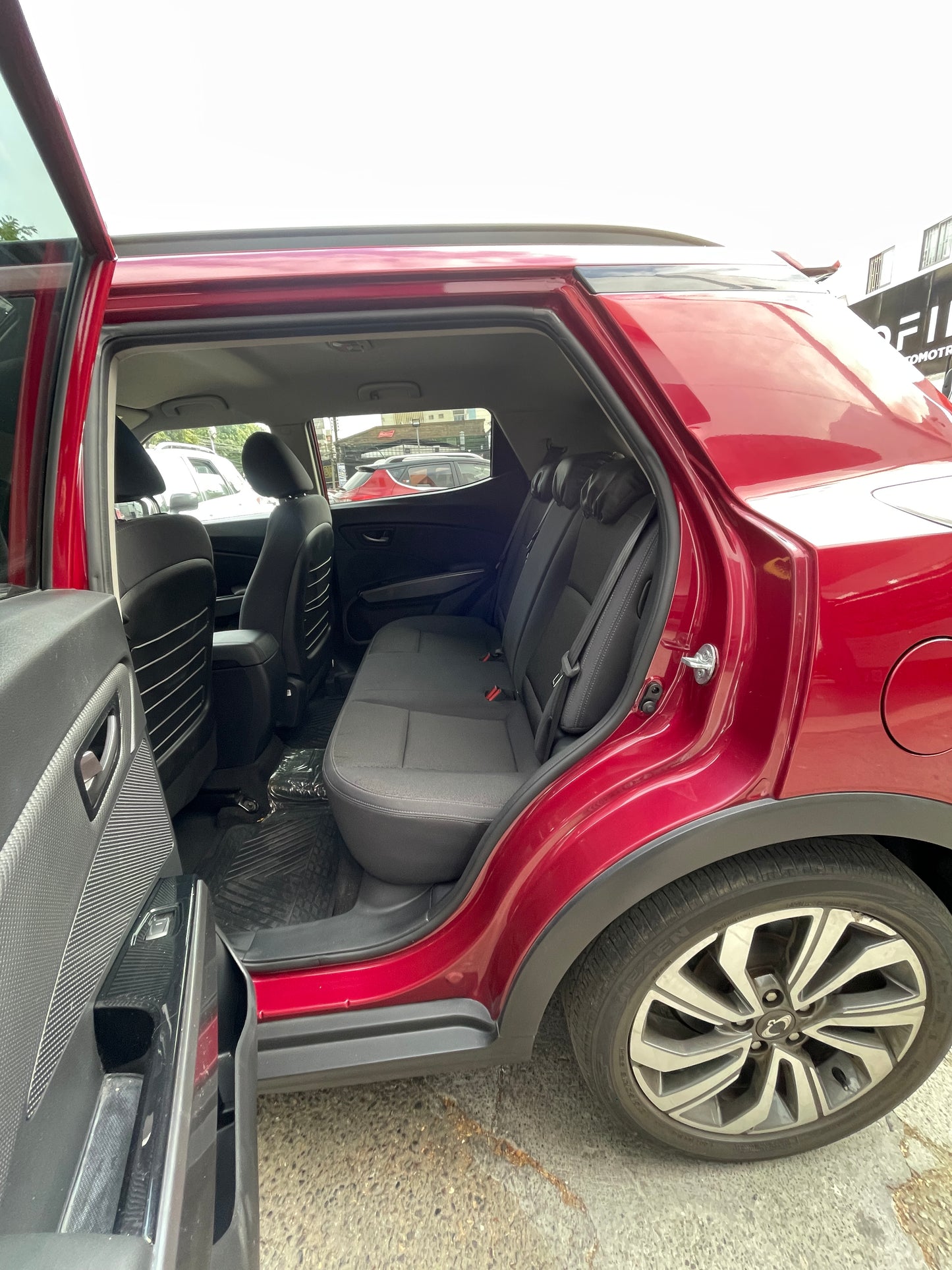 SSANGYONG	TIVOLI 1.6, 2021