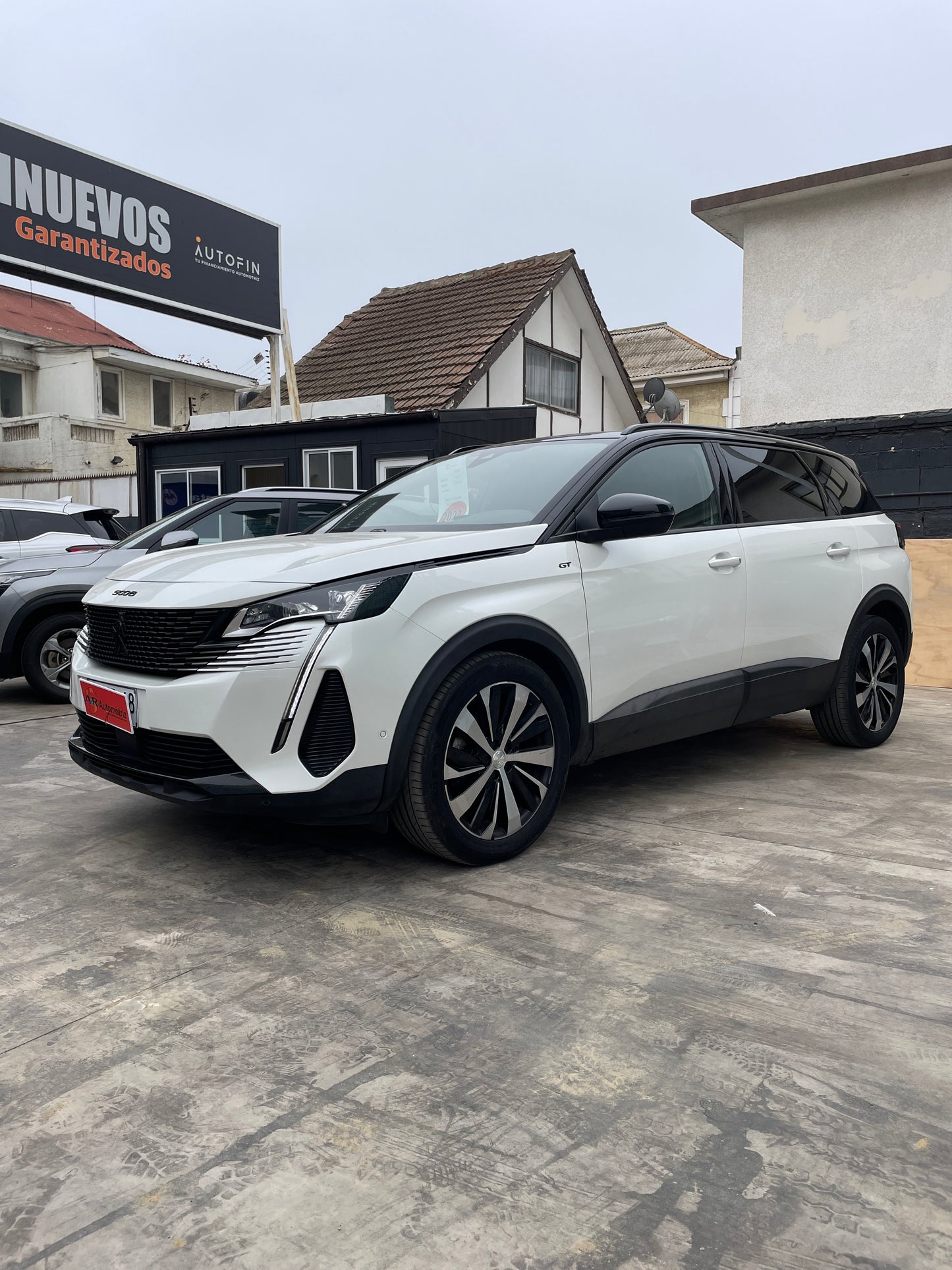 PEUGEOT 5008 1.6 C/CADENA 3 CORRIDAS AT, 2024