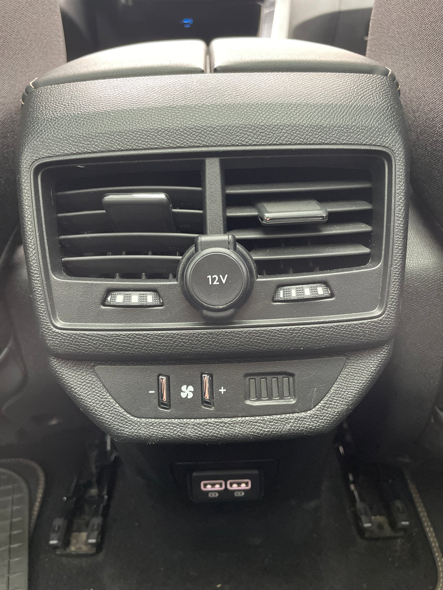 PEUGEOT 5008 1.6 C/CADENA 3 CORRIDAS AT, 2024