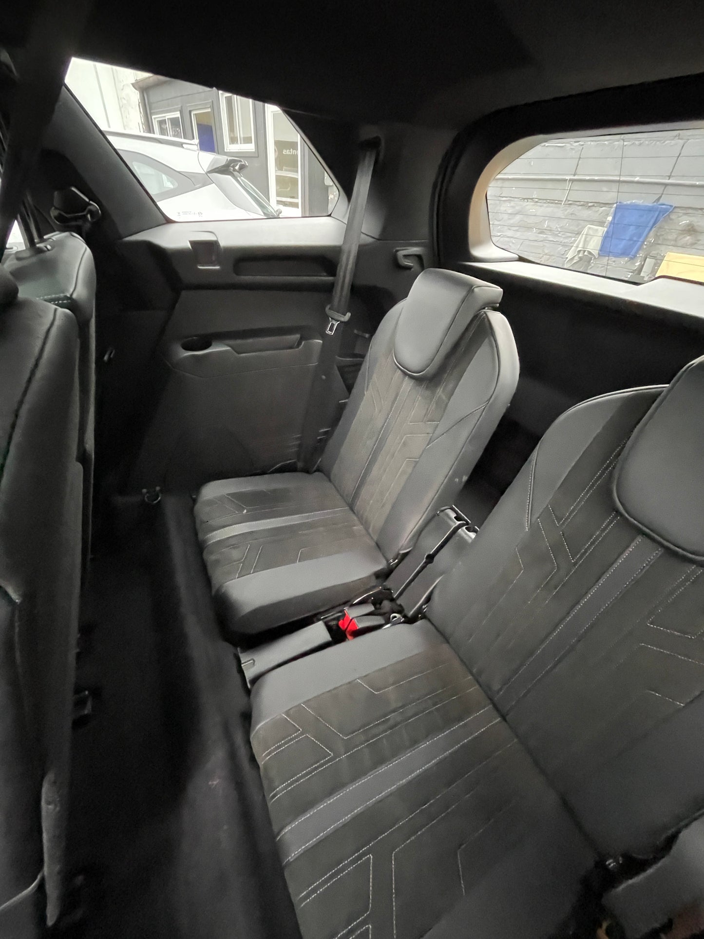 PEUGEOT 5008 1.6 C/CADENA 3 CORRIDAS AT, 2024