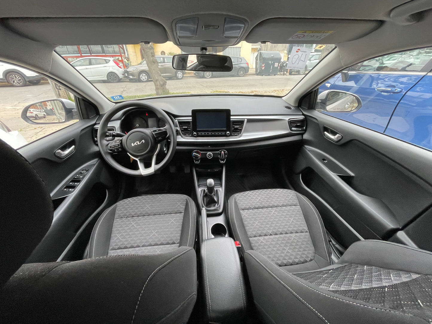 KIA RIO 4 6MT 1.4, 2024