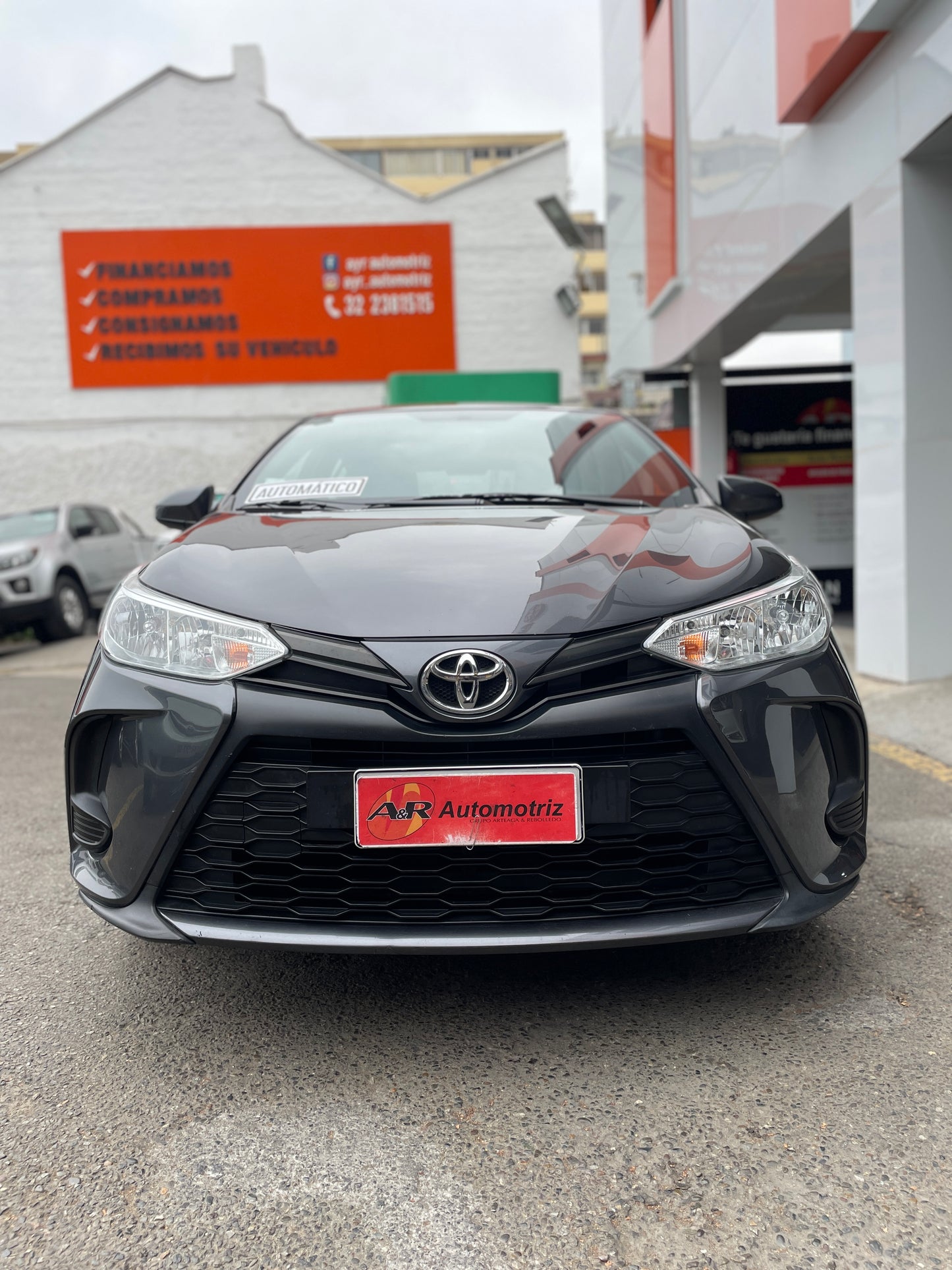 TOYOTA	YARIS HB 1.5 AT, 2022