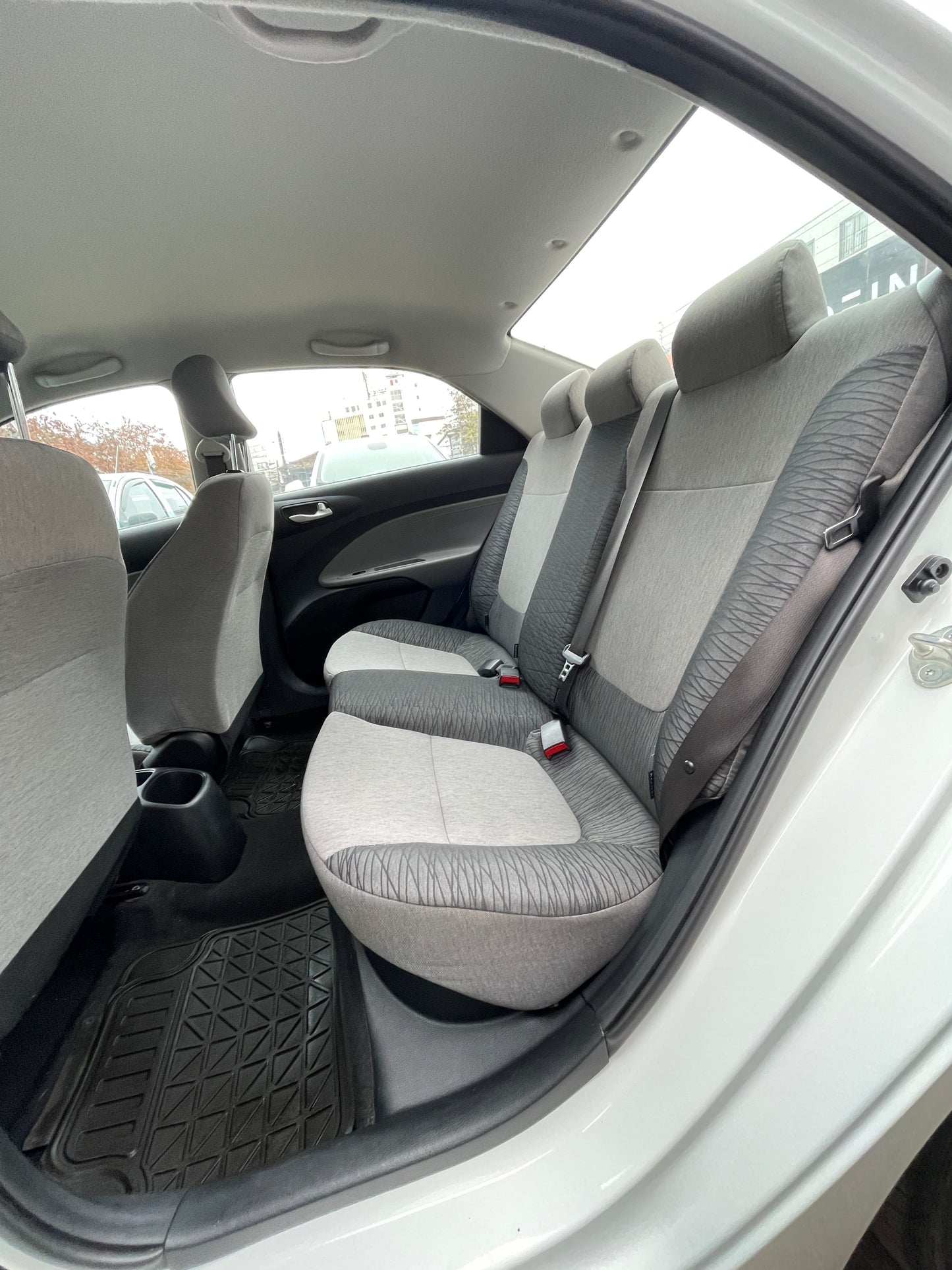 KIA SOLUTO 1.4, 2023