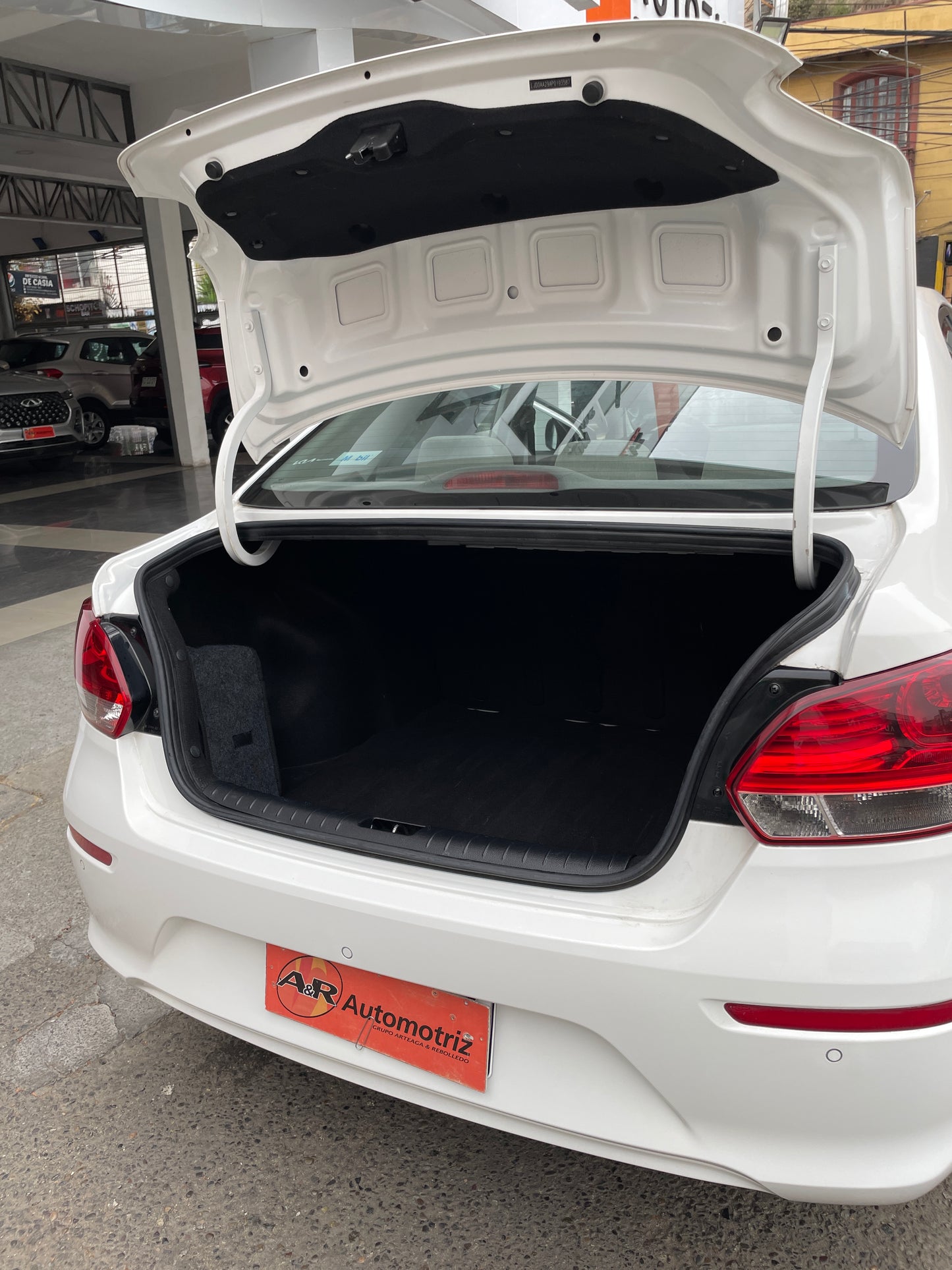 KIA SOLUTO 1.4, 2023