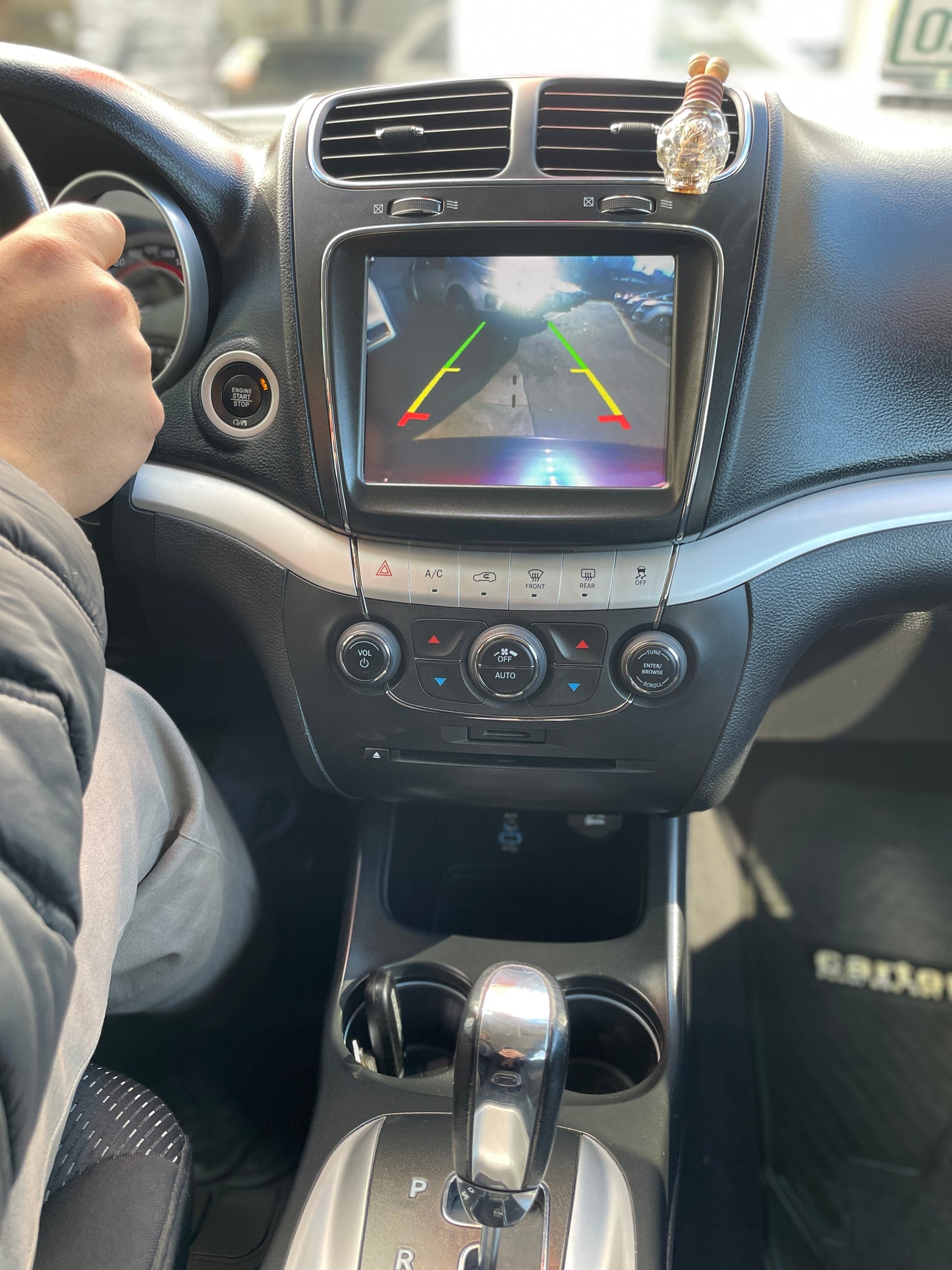 DODGE JOURNEY 2.4 AT 3 CORRIDAS, 2019