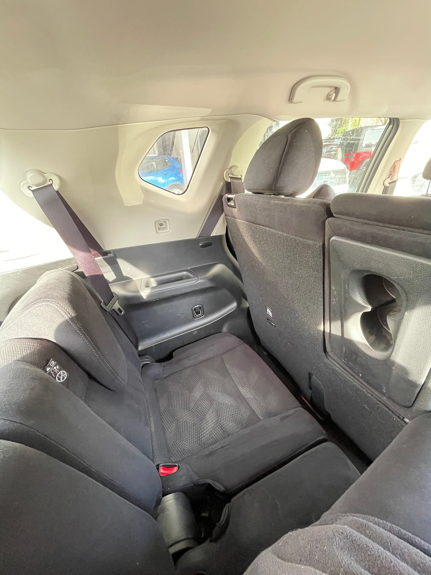 NISSAN XTRAIL CVT 2.5 AT, 3 CORRIDAS ASIENTOS, 2017