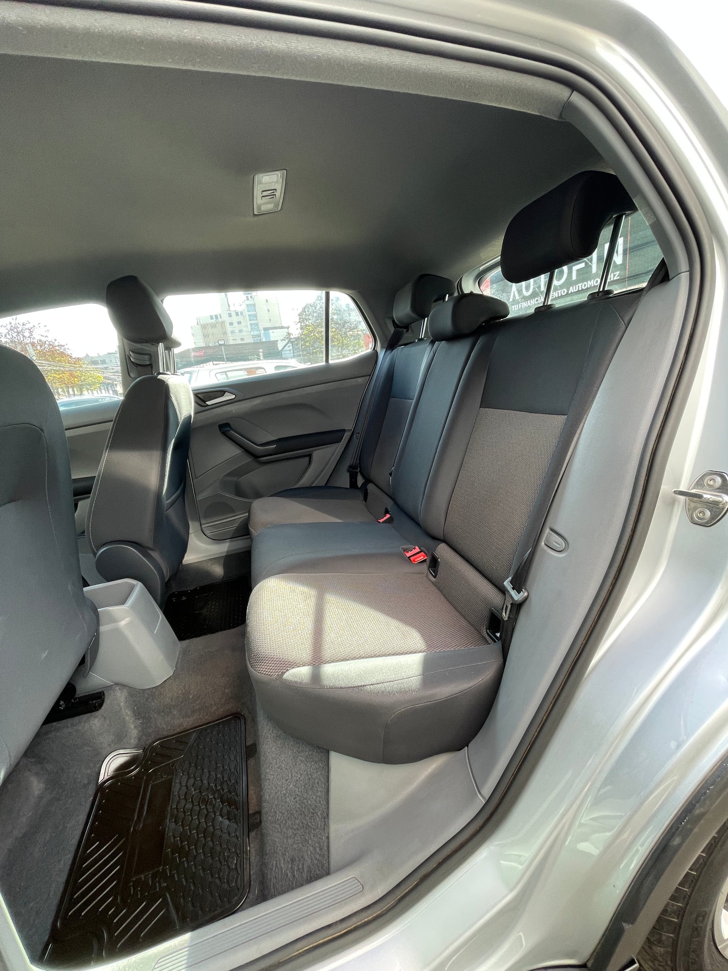 VOLKSWAGEN TCROSS 1.6, 2021