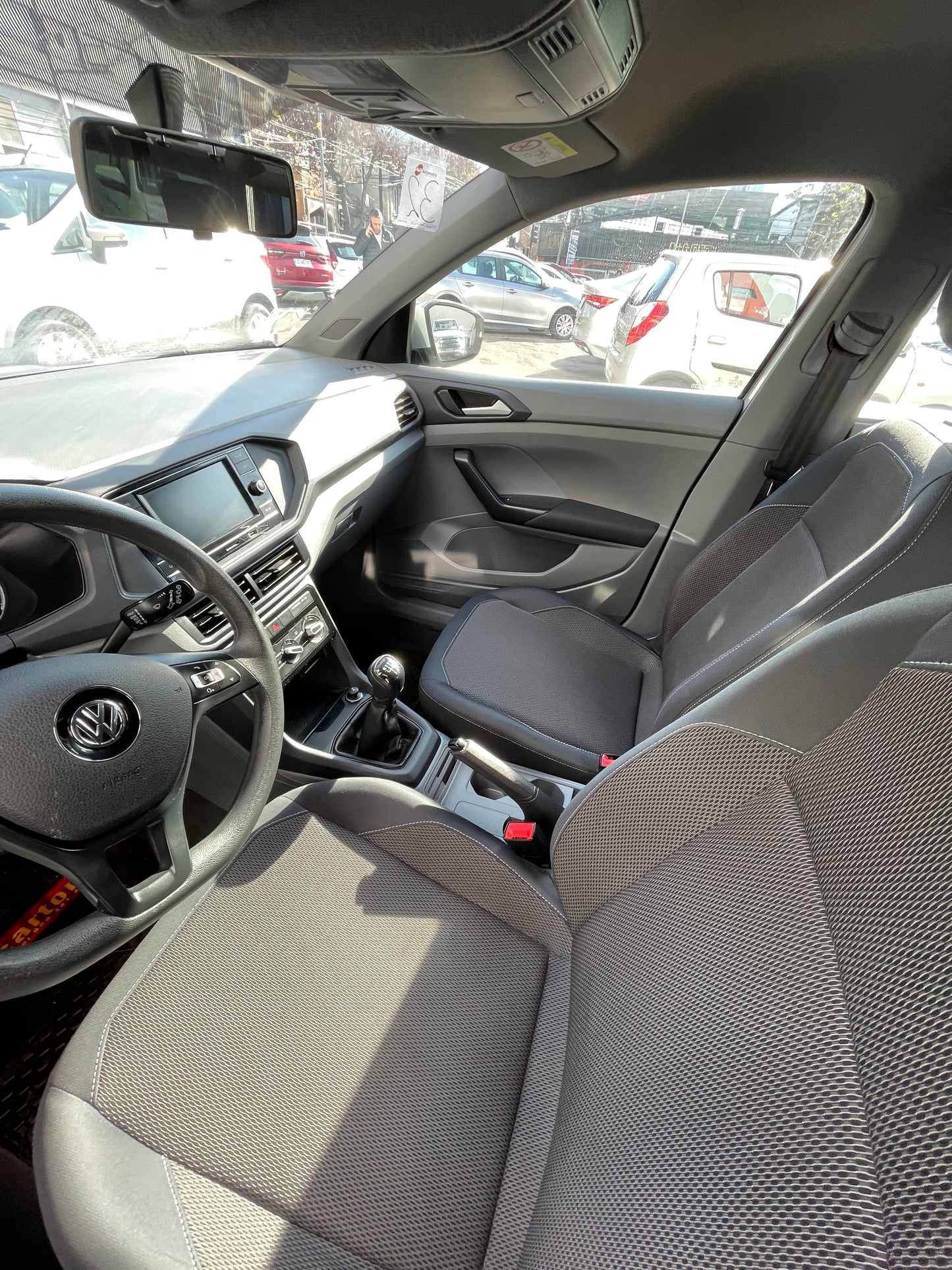 VOLKSWAGEN TCROSS 1.6, 2021