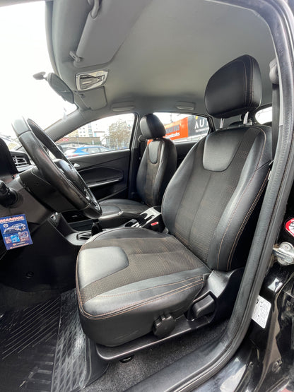 Chery Tiggo 2 — foto 27 de 40