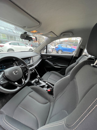 Changan New Cs15 — foto 31 de 40
