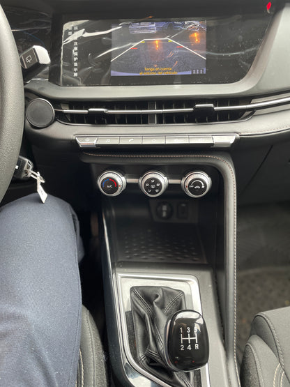 Changan New Cs15 — foto 35 de 40