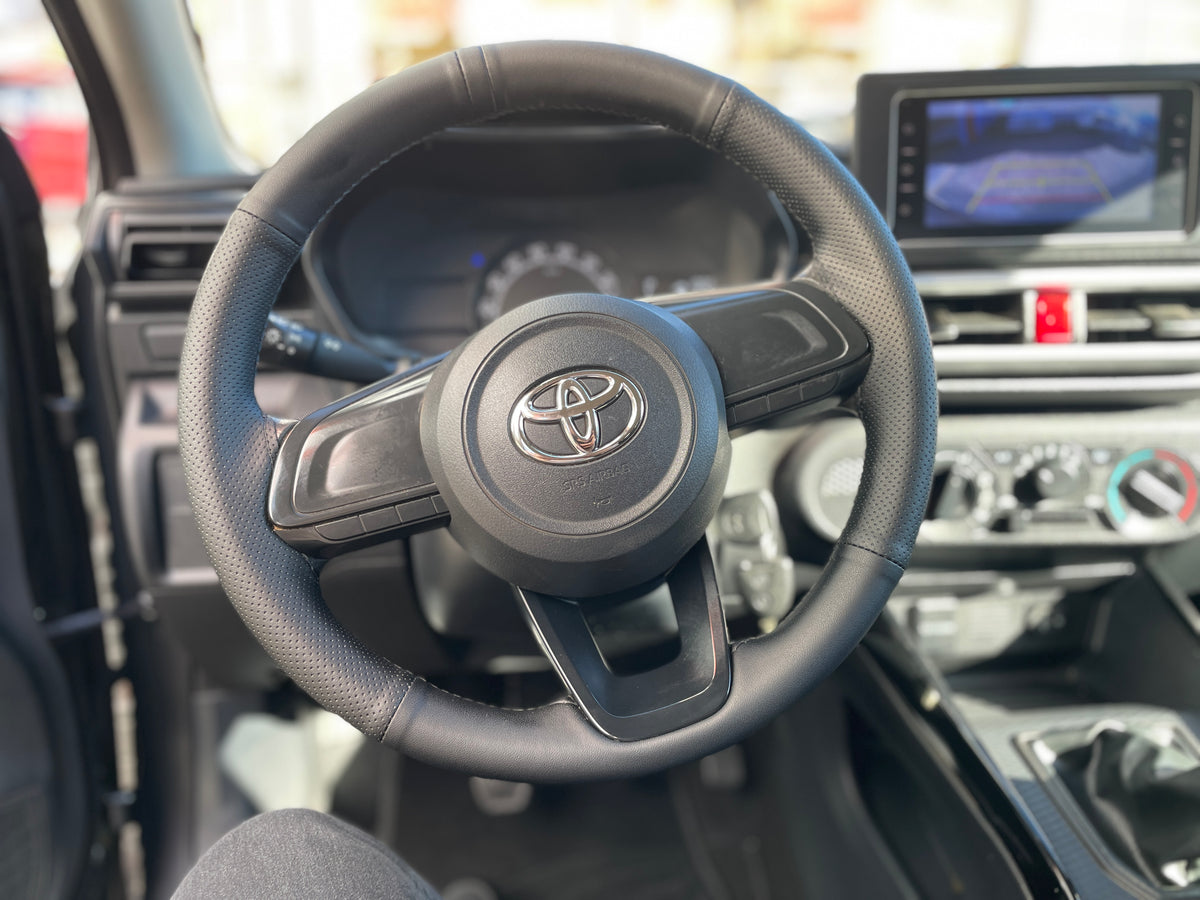 TOYOTA	RAIZE 4X2 1.2, 2022