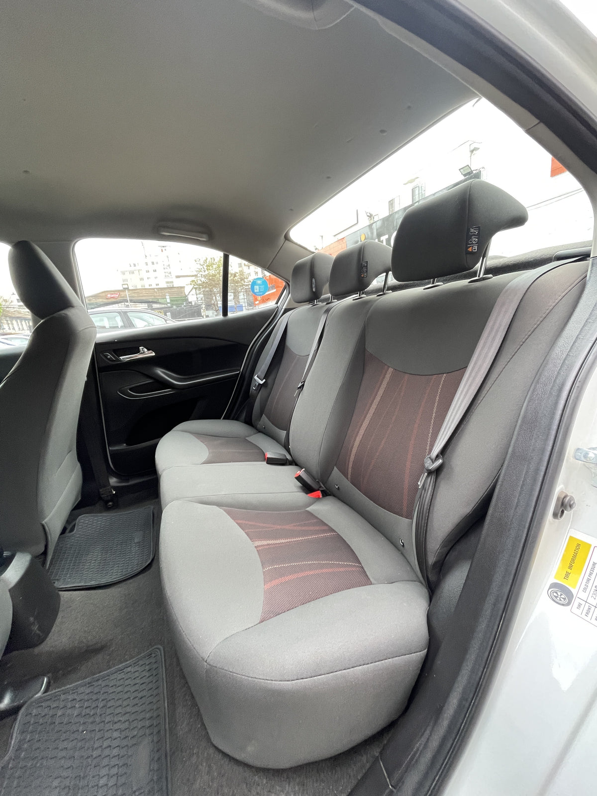 Chevrolet Sail — foto 8 de 40