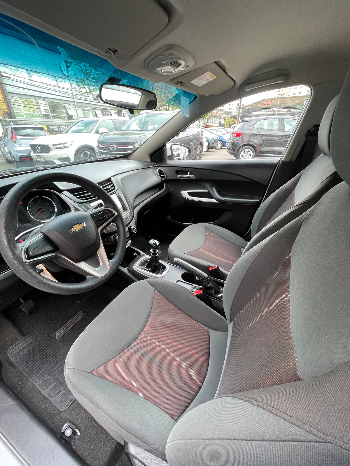 Chevrolet Sail — foto 14 de 40