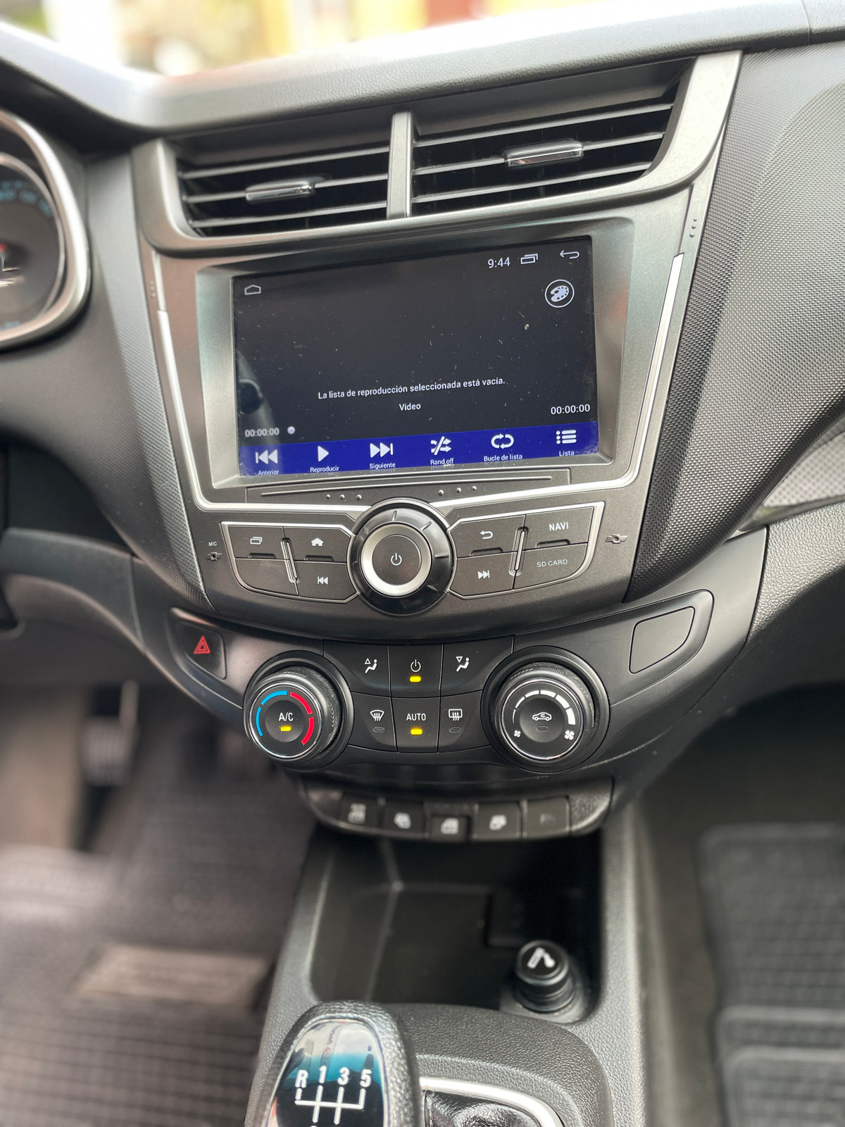Chevrolet Sail — foto 16 de 40