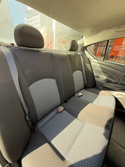 NISSAN VERSA SEDAN 1.6, 2020