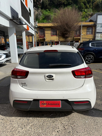 KIA RIO 5 1.4 AT 2022