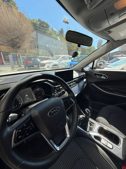 JAC JS4 LUXURY HB 1.5, 2023