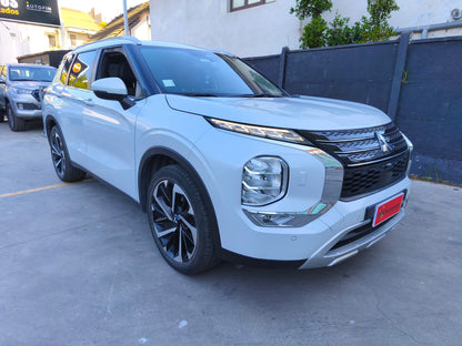 MITSUBISHI OUTLANDER GLS 4X4 2.5 AT, 2024