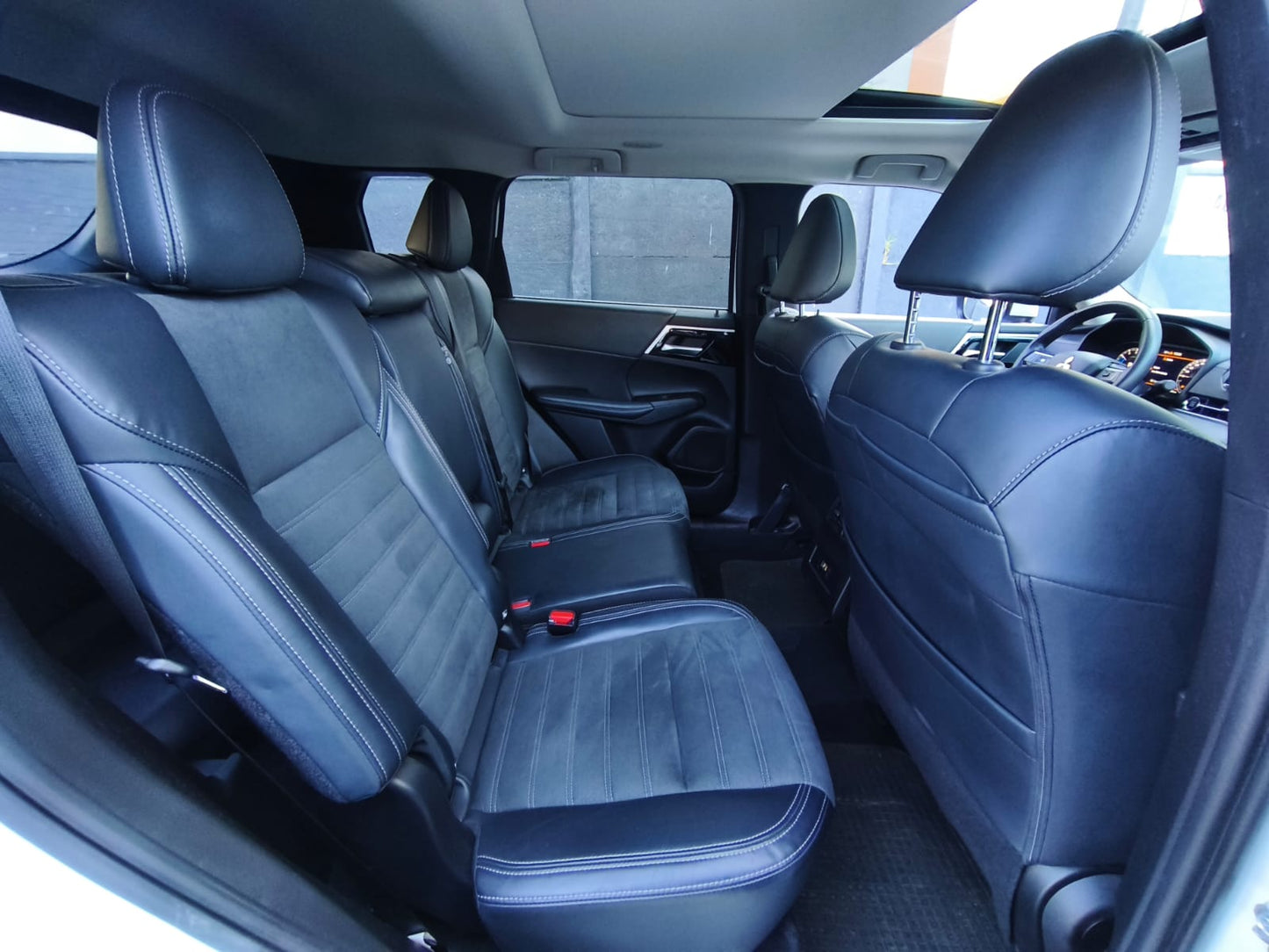 MITSUBISHI OUTLANDER GLS 4X4 2.5 AT, 2024