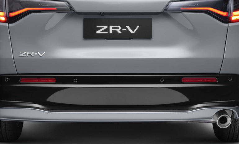 Sensores de estacionamiento delanteros y traseros